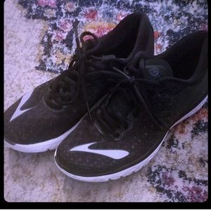 Brooks Flow 5 Running Shoes